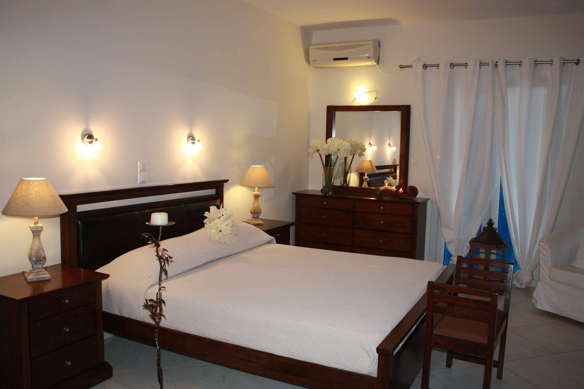 Paros Palace Экстерьер фото